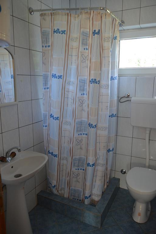 Apartmani Nais ซลาตีบอร์ ภายนอก รูปภาพ
